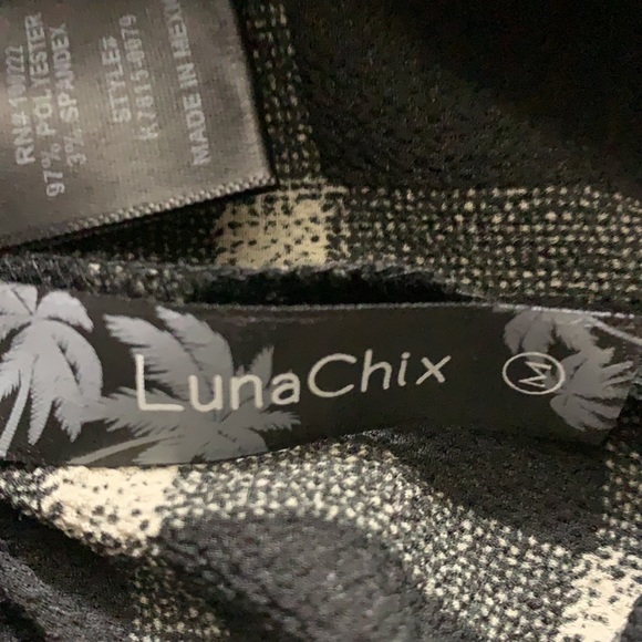 Dress - Picture 4 of 6